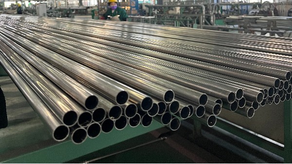 304必赢集团网站排烟管在抽油烟机中的应用