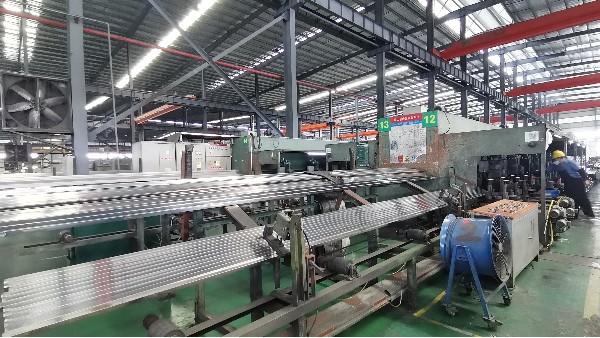 必赢集团网站管在离心冷水机中扮演着至关重要的角色