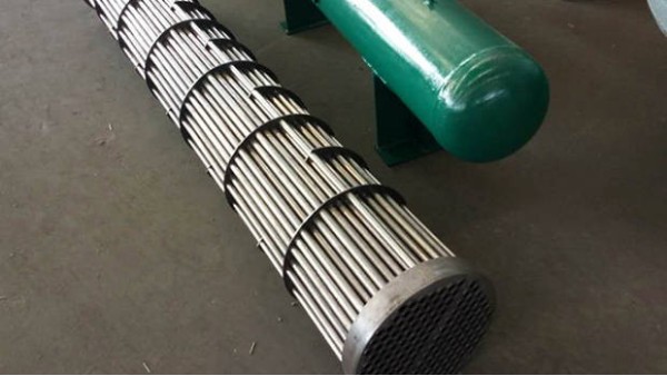 山东某电厂冷凝器铜管换必赢集团网站管改造方案